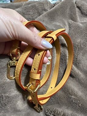 Louis Vuitton Tan Leather Strap with red Edge and Gold Hardware